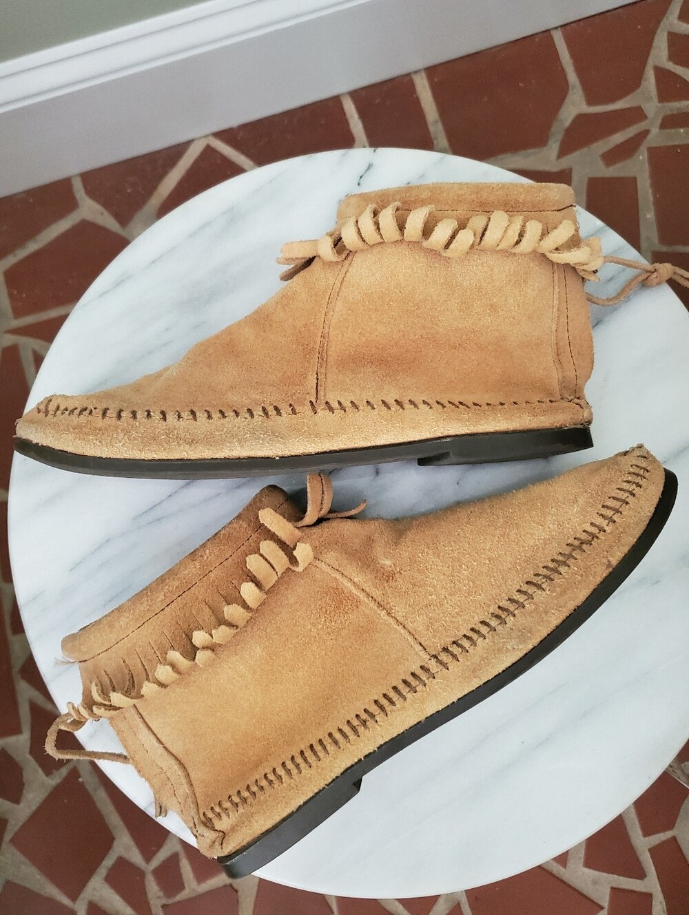 Vintage Minnetonka Tan Suede Ankle Fringe Moccasins Hard Sole Zip Up